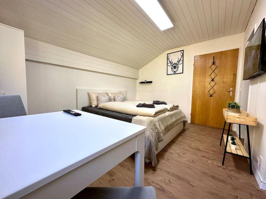 Cozy Flat For 2 Ideal Location Near Riederalp Mörel Buitenkant foto